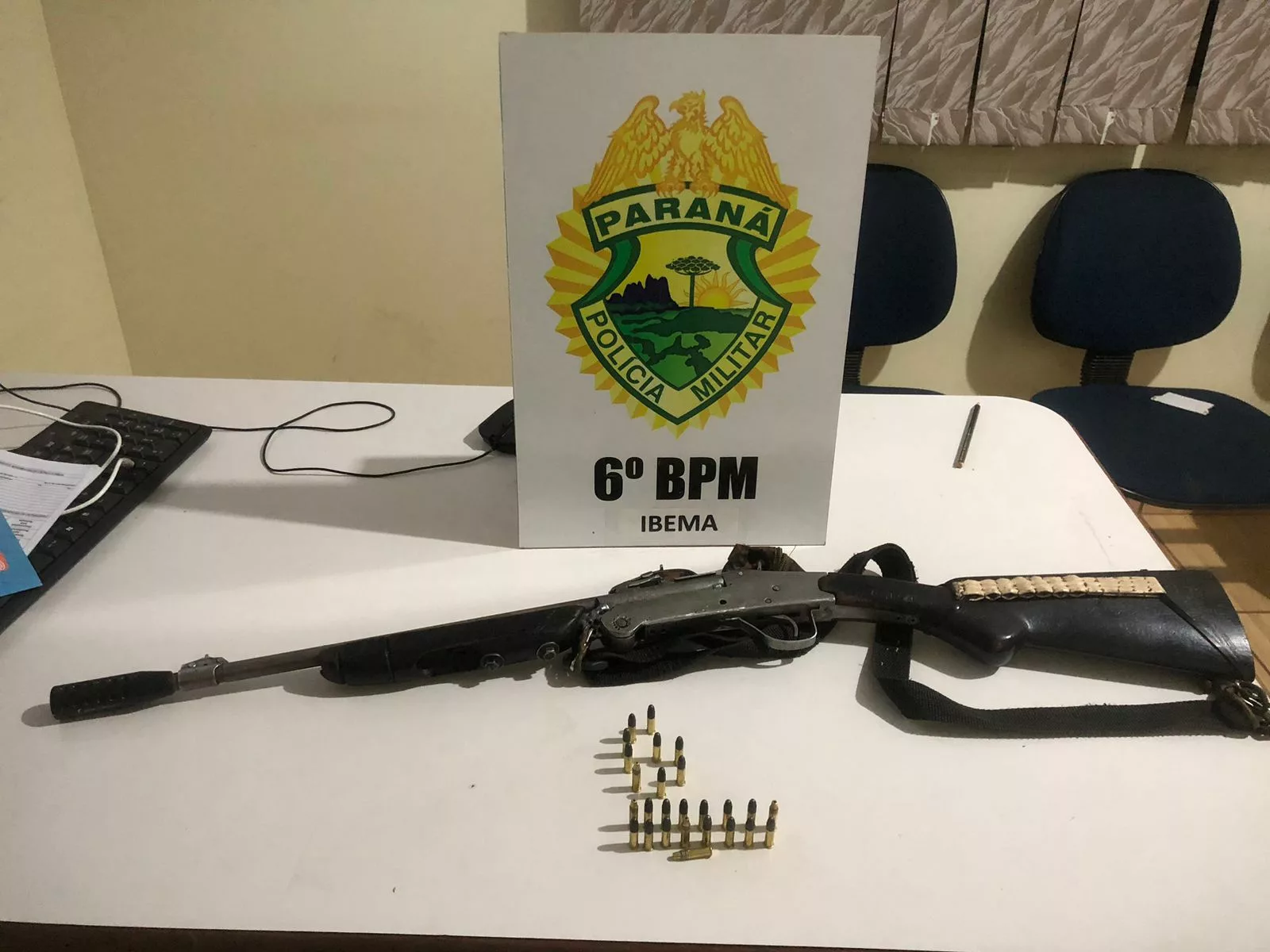 Polícia Militar prende homem por porte ilegal de arma de fogo em Ibema