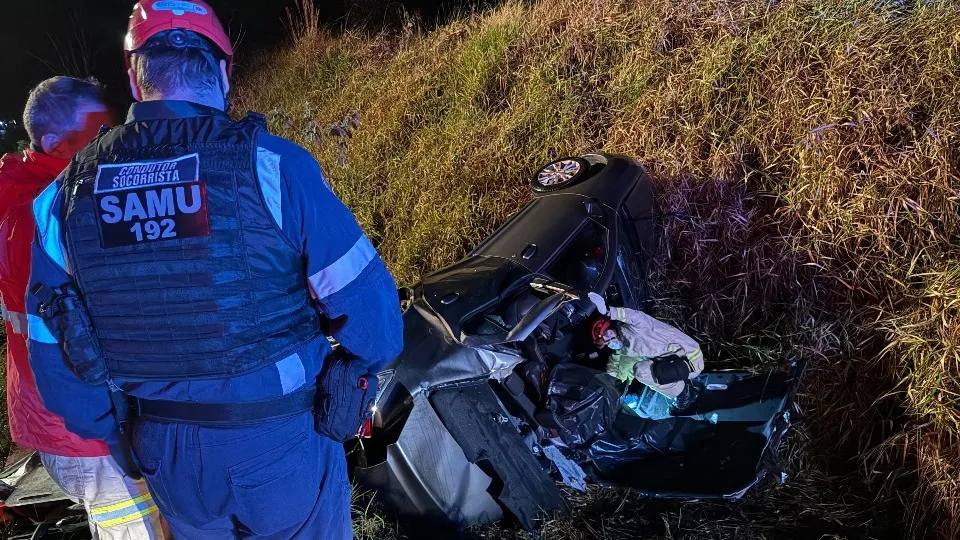 Vítima morre em batida frontal entre carros na BR 158, em Laranjeiras do Sul