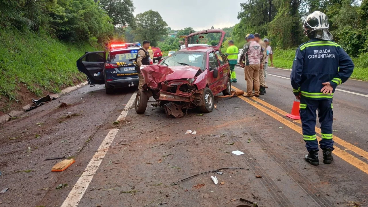 Após furtar veículo, homem morre em acidente na BR-277 em Ibema